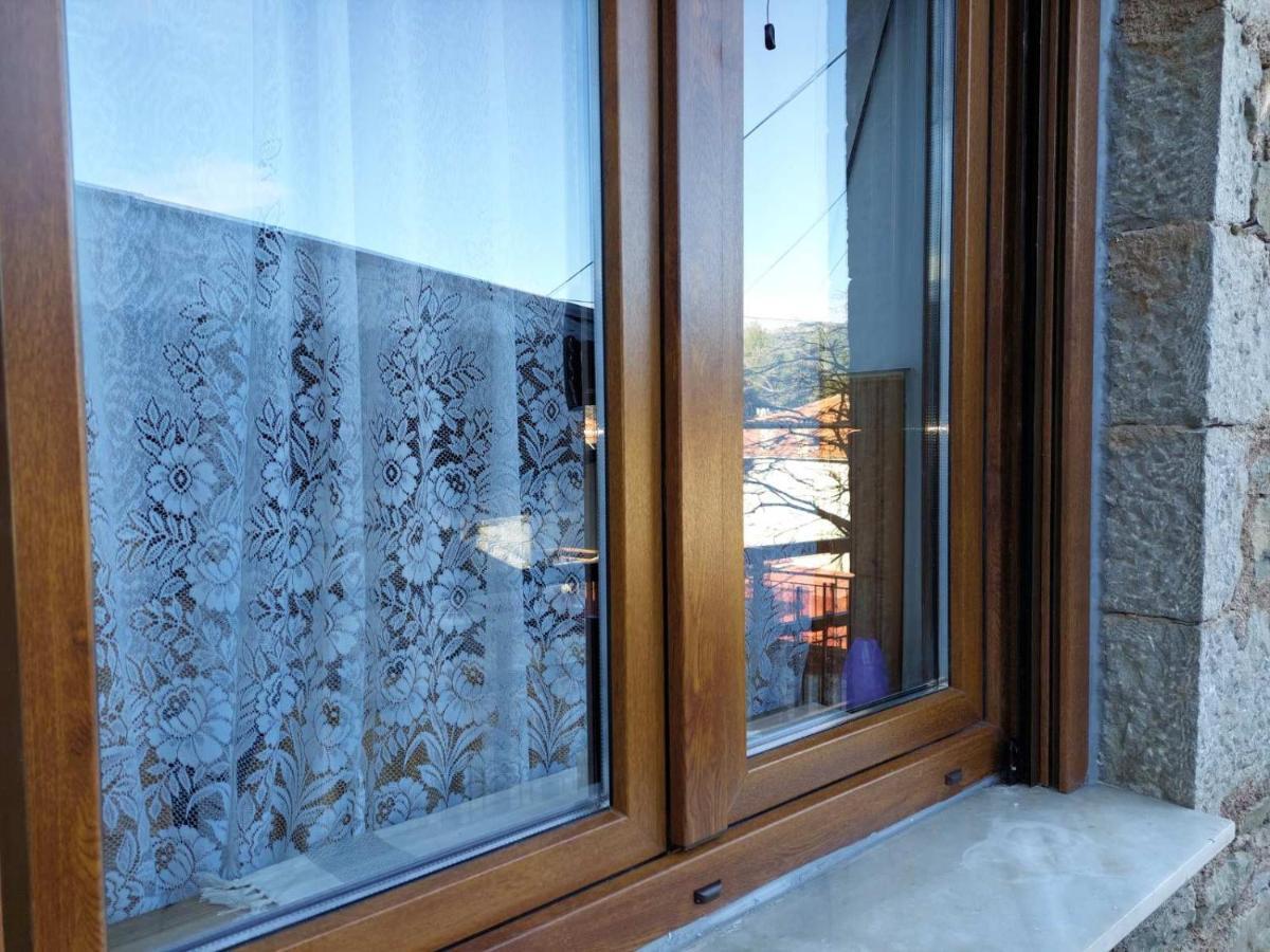 Διαμερισμα Χωρητικοτητασ Μεχρι 4 Ατομων Κεντρικα! Apartment Мецово Екстериор снимка