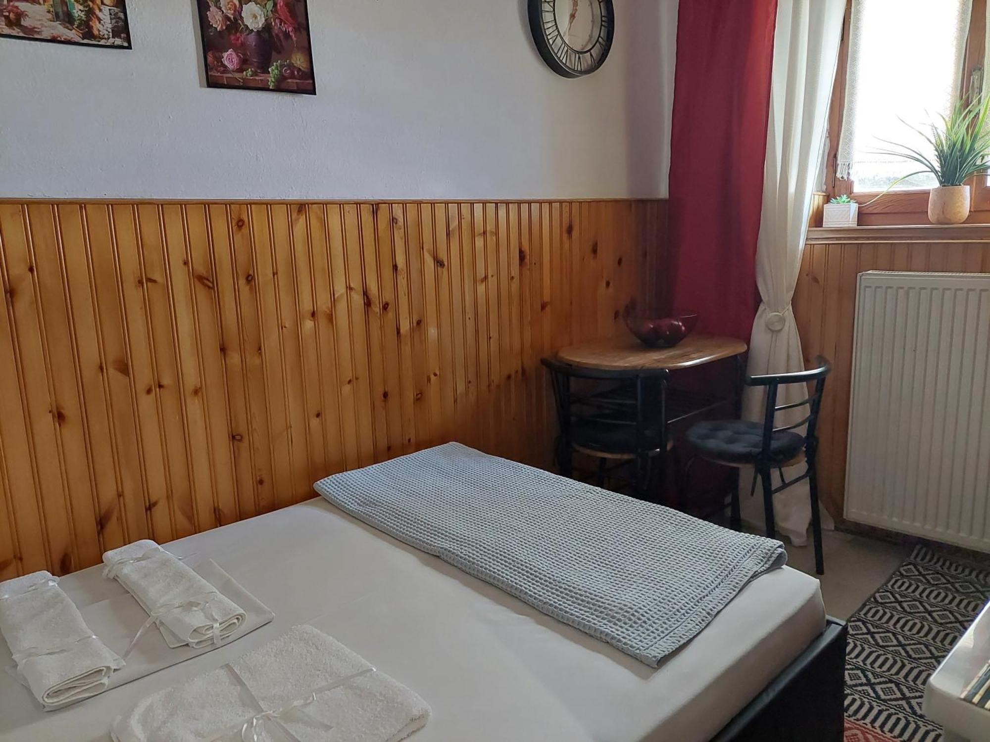 Διαμερισμα Χωρητικοτητασ Μεχρι 4 Ατομων Κεντρικα! Apartment Мецово Екстериор снимка